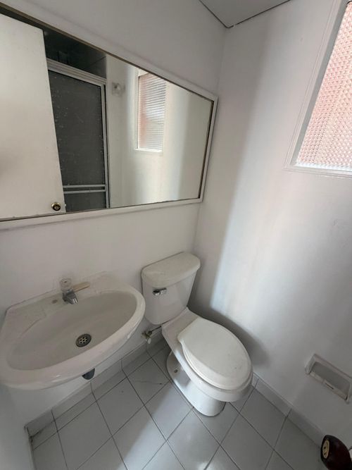 Apartamento de 3 alcobas en venta en Turingia Et. Ii, Bogotá, 50 m² · foto 10 de 12