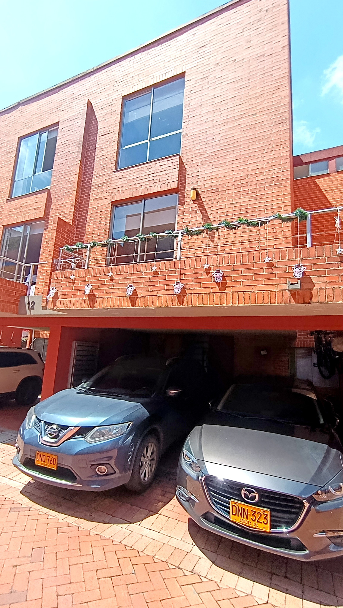 Casa en venta en Colina Campestre, Bogotá · foto 2 de 12