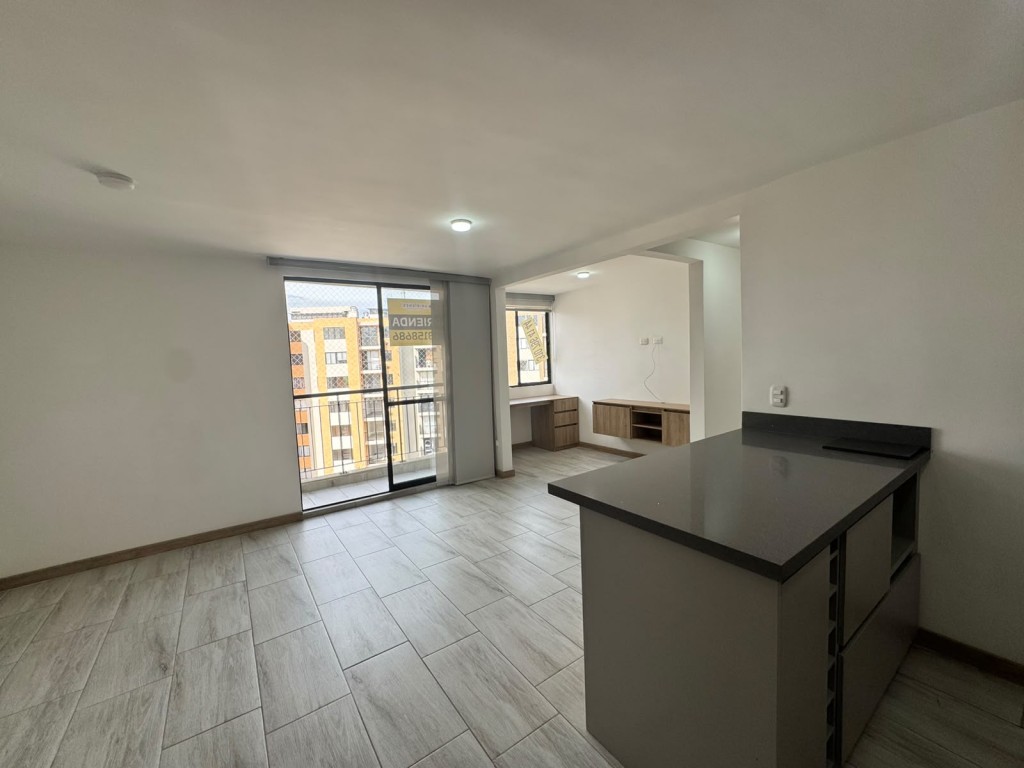 Apartamento en arriendo en Cimarronas, Rionegro · foto 3 de 14