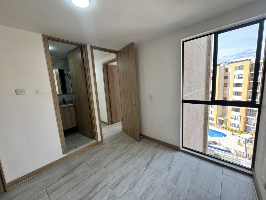 Apartamento en arriendo en Cimarronas, Rionegro · foto 10 de 14