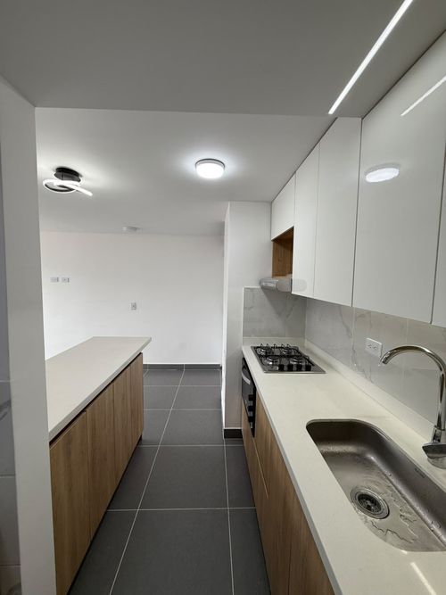 Apartamento de 3 alcobas en venta en Viviendas Del Sur, Itagüí, 55 m² · foto 3 de 14
