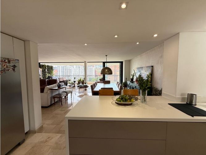 Apartamento de 5 alcobas en venta en Normandia, Cali, 290 m² · foto 3 de 23