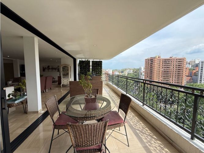 Apartamento de 5 alcobas en venta en Normandia, Cali, 290 m² · foto 5 de 23