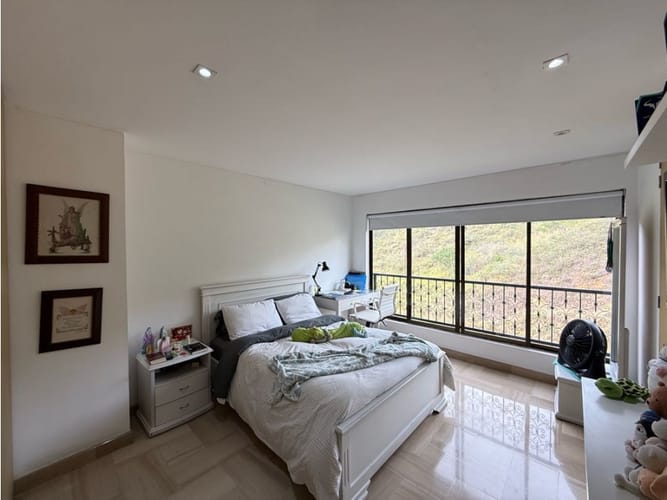 Apartamento de 5 alcobas en venta en Normandia, Cali, 290 m² · foto 15 de 23