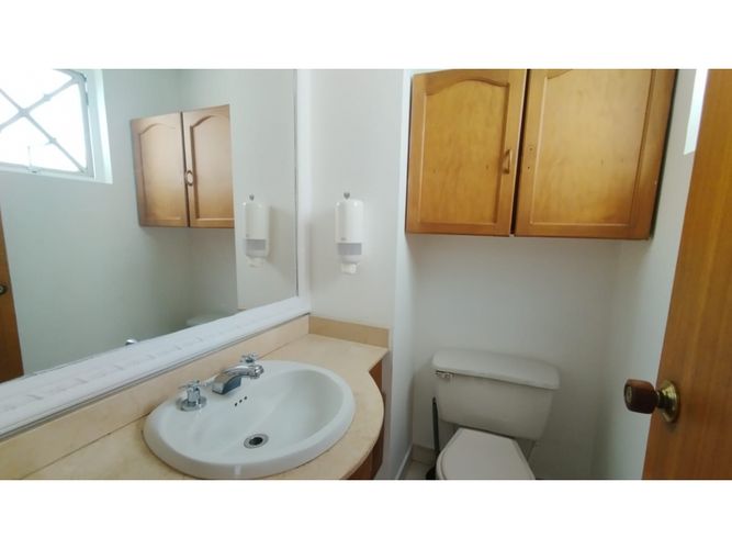 Consultorio en arriendo en La Mota, Medellín, 73 m² · foto 8 de 20