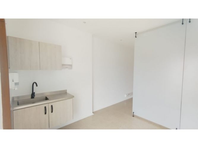Consultorio en arriendo en La Mota, Medellín, 73 m² · foto 16 de 20