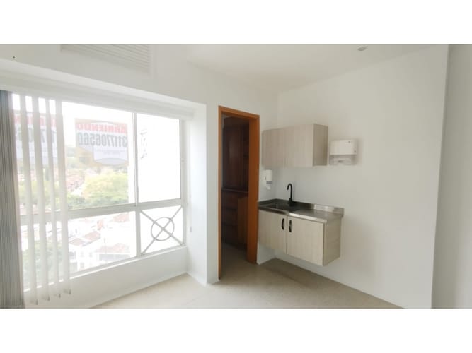 Consultorio en venta en La Mota, Medellín, 73 m² · foto 20 de 20