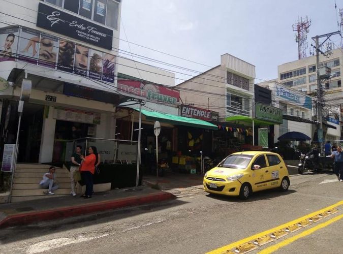 Local en arriendo en Cañaveral, Floridablanca, 30 m² · foto 2 de 11