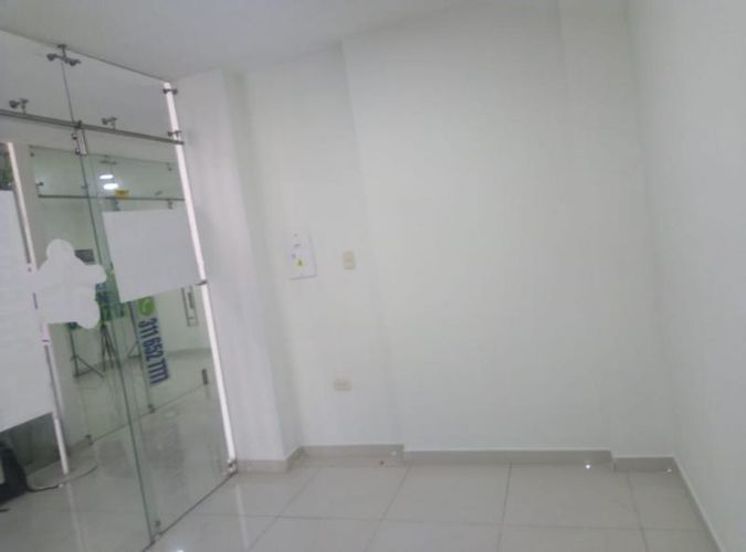 Local en arriendo en Cañaveral, Floridablanca, 30 m² · foto 9 de 11