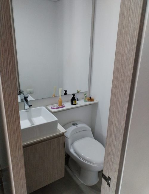 Apartamento de 3 alcobas en venta en Loma Del Chocho, Envigado, 176 m² · foto 7 de 14