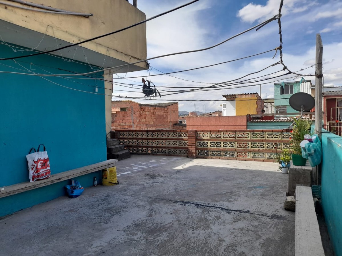 Casa en venta en Timiza, Bogotá · foto 2 de 9