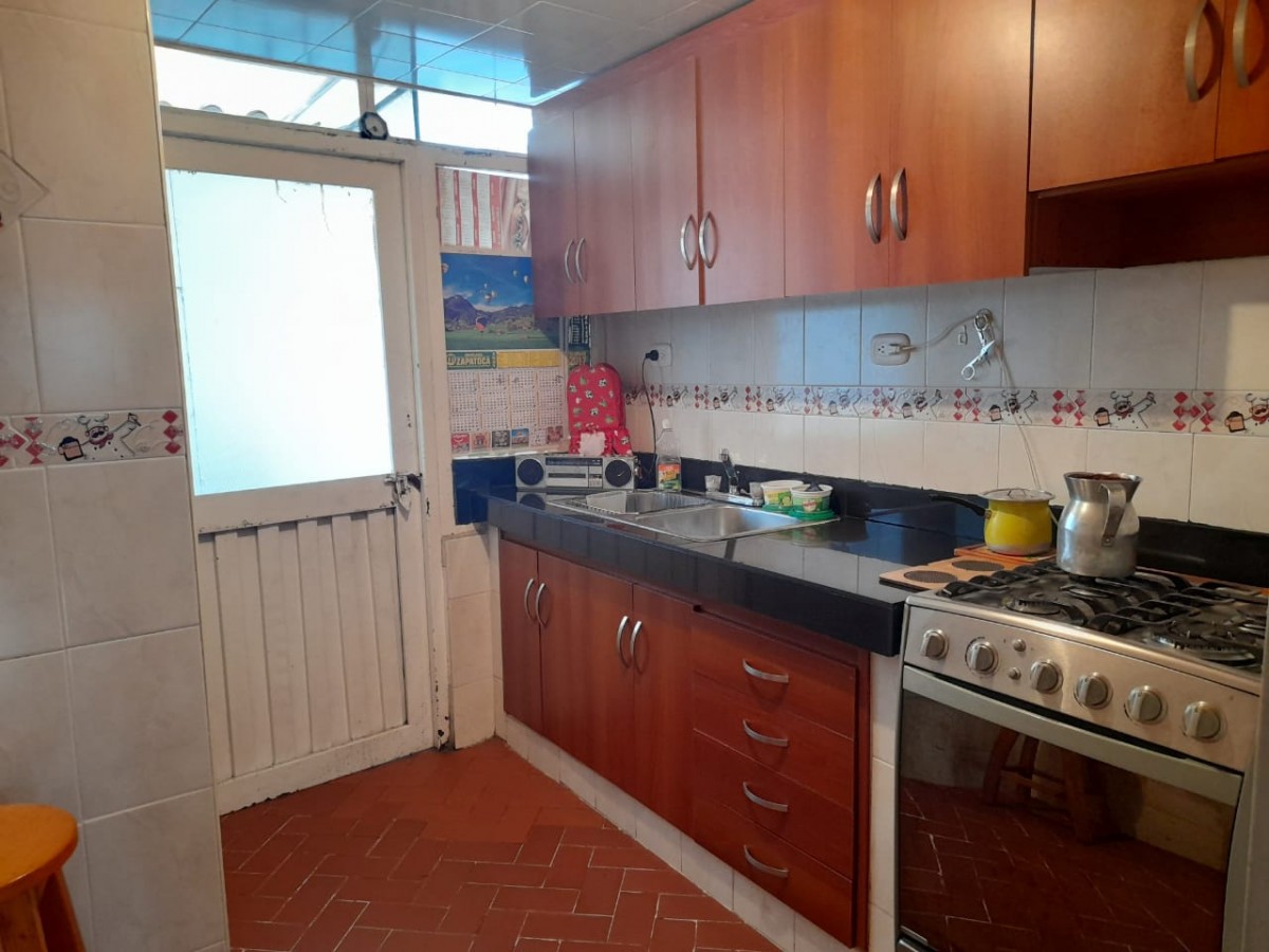 Casa en venta en Engativá, Bogotá · foto 2 de 15