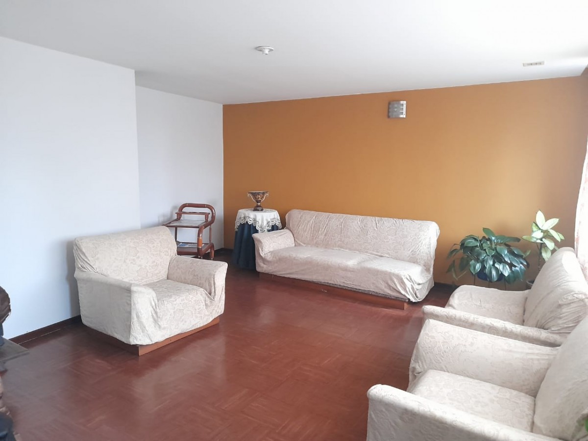 Casa en venta en Engativá, Bogotá · foto 10 de 15