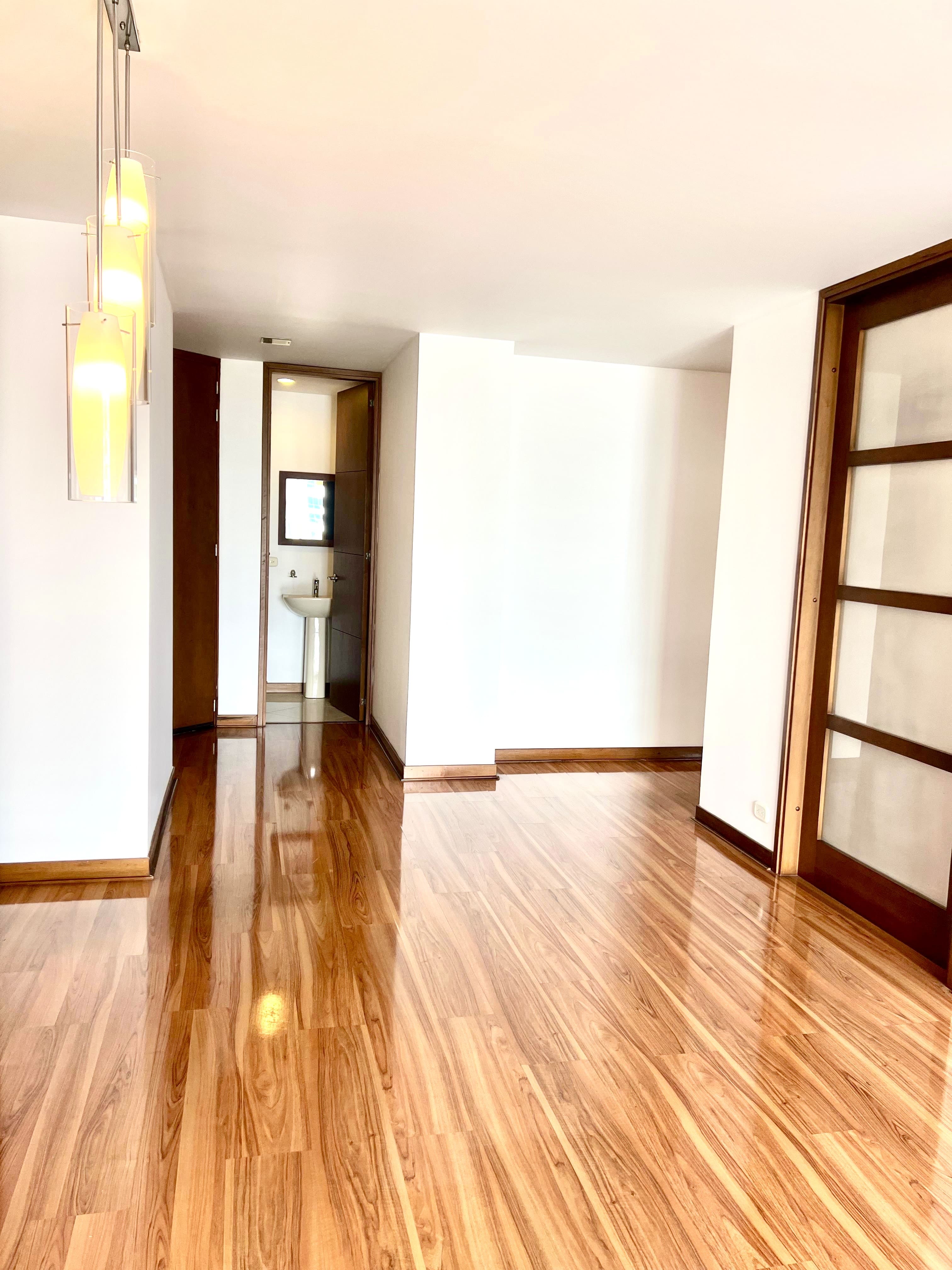 Apartamento en venta en Pinares, Pereira · foto 4 de 21
