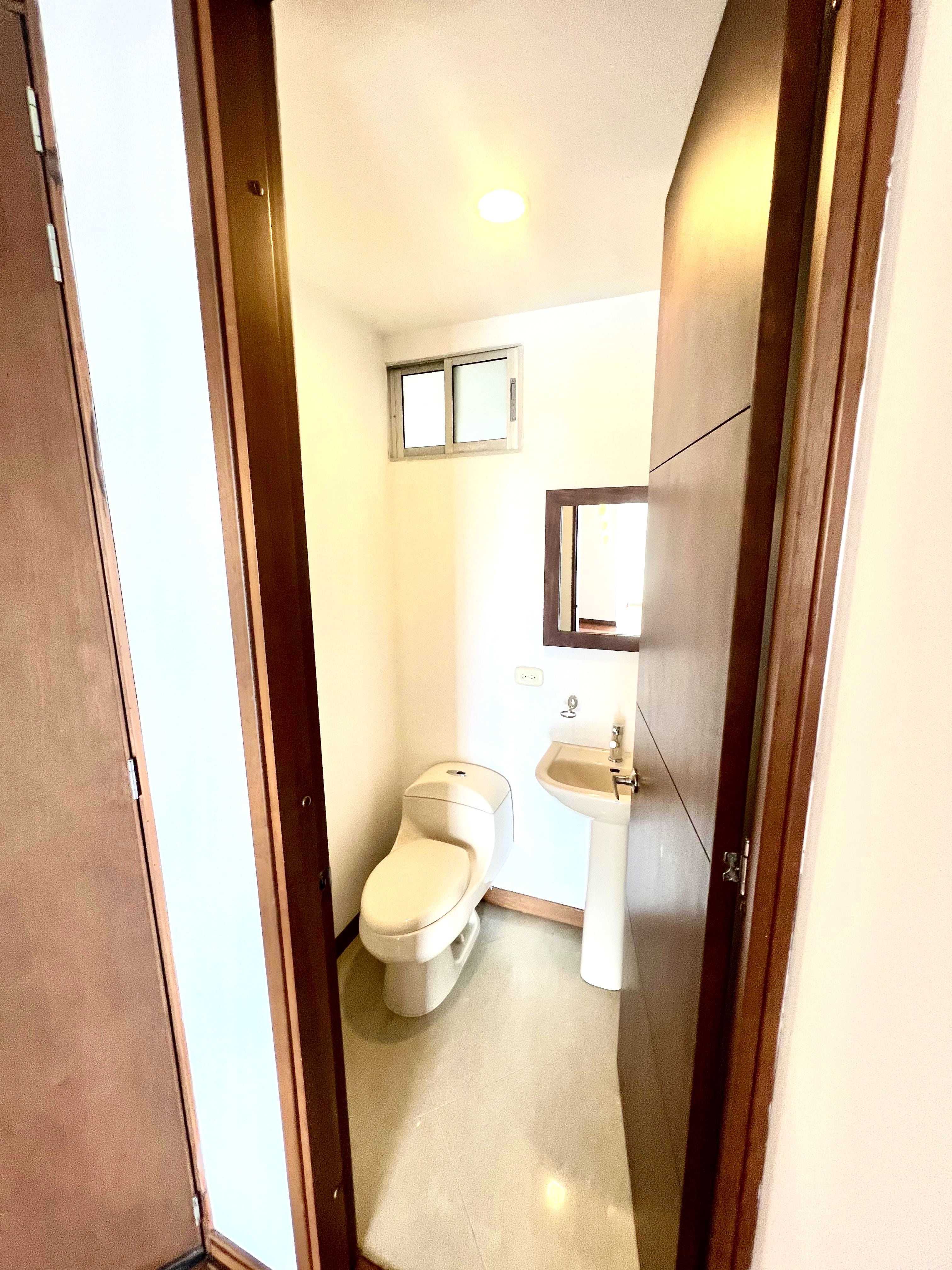 Apartamento en venta en Pinares, Pereira · foto 7 de 21