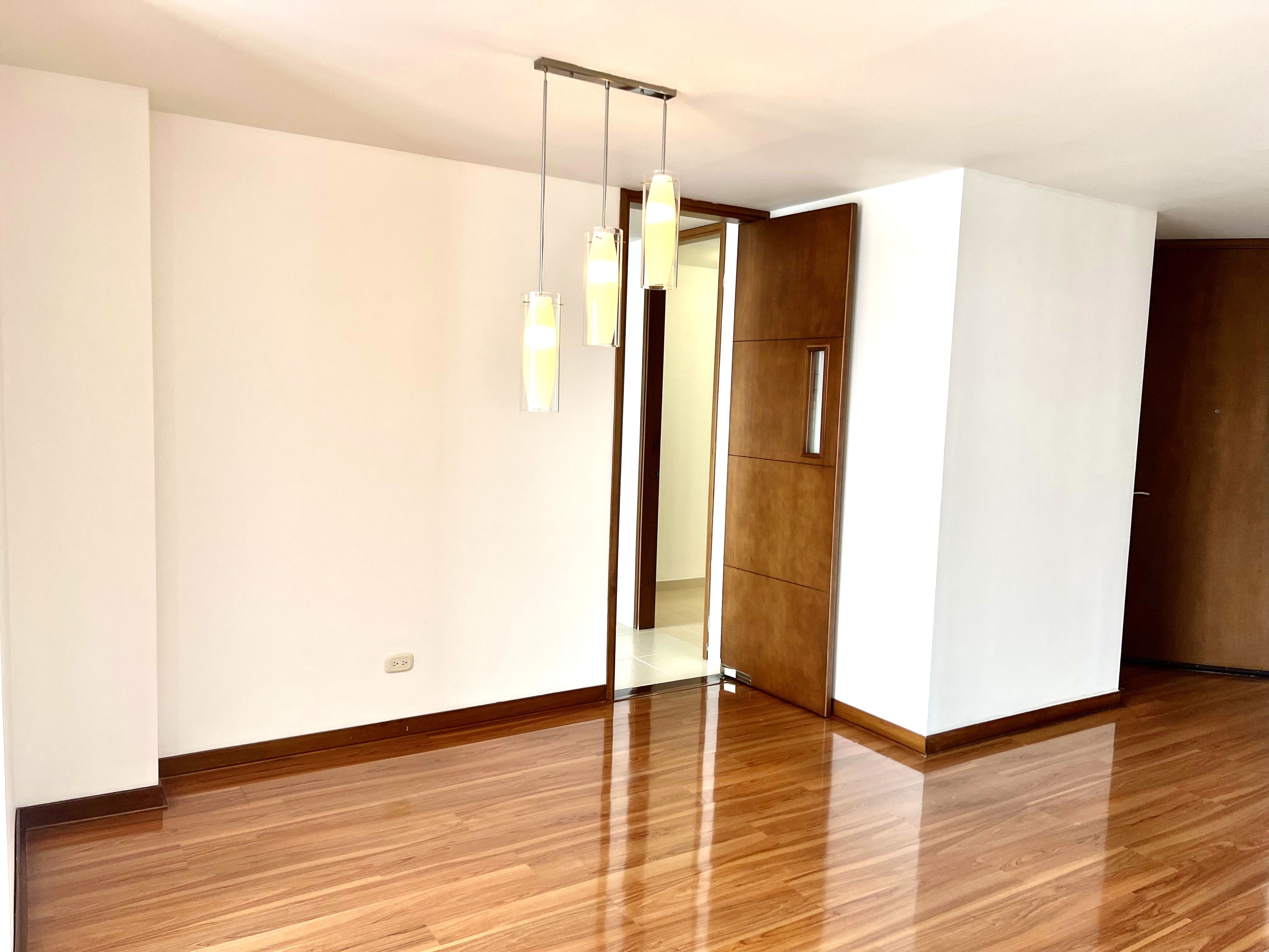 Apartamento en venta en Pinares, Pereira · foto 8 de 21