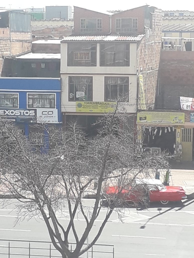 Casa en venta en Jose Antonio Galan, Bogotá · foto 2 de 13