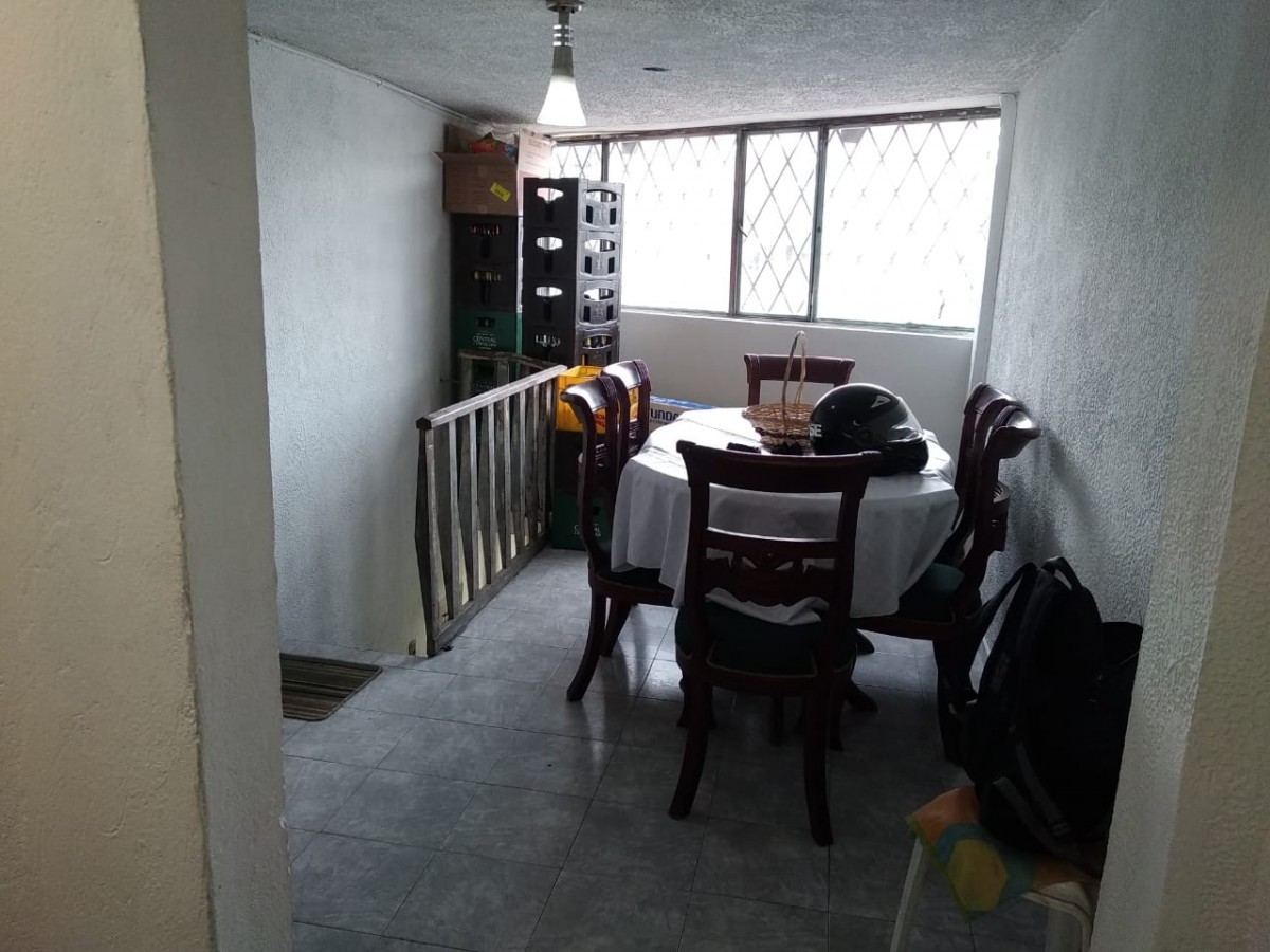 Casa en venta en Jose Antonio Galan, Bogotá · foto 3 de 13