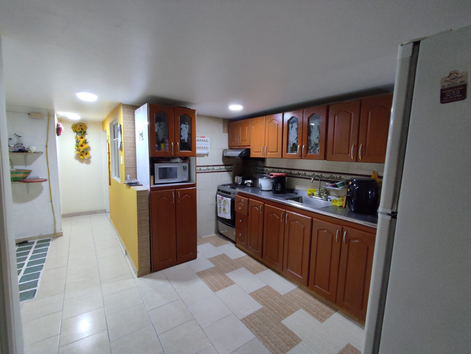 Casa en venta en Lago Timiza, Bogotá · foto 2 de 13