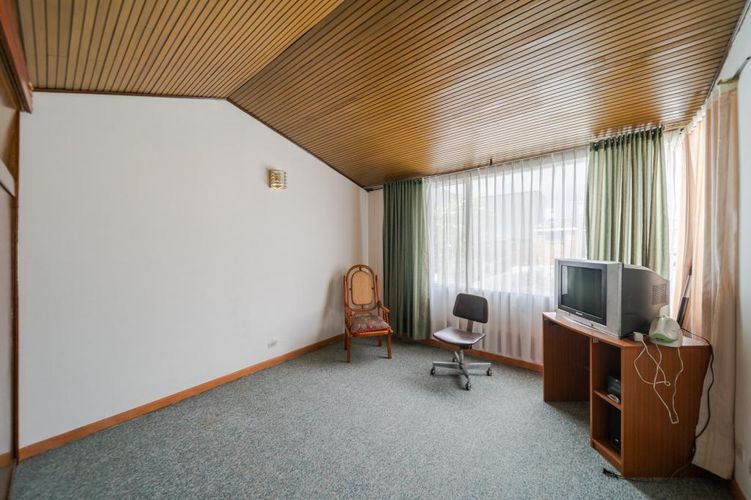 Casa de 4 alcobas en venta en Pontevedra, Bogotá, 321 m² · foto 12 de 24