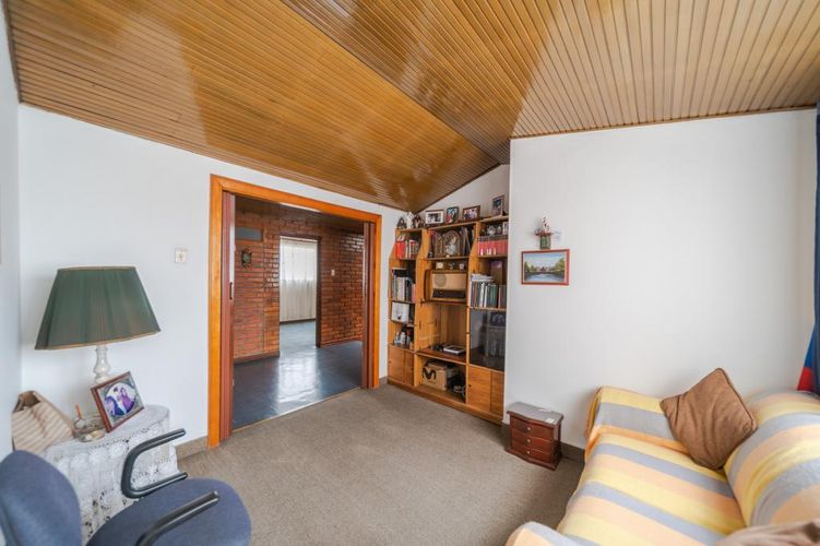 Casa de 4 alcobas en venta en Pontevedra, Bogotá, 321 m² · foto 18 de 24