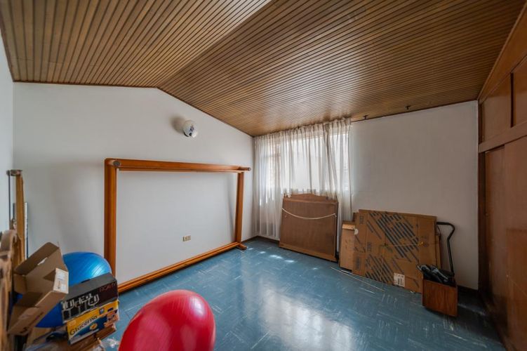 Casa de 4 alcobas en venta en Pontevedra, Bogotá, 321 m² · foto 21 de 24