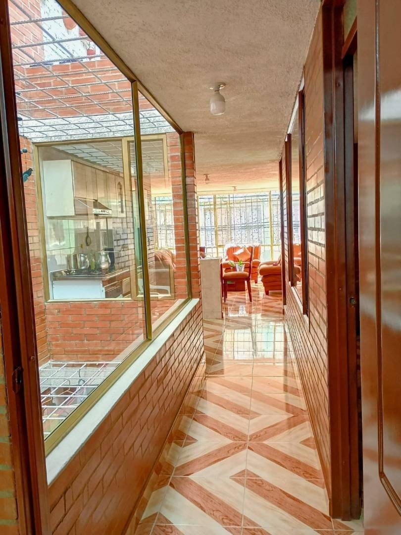 Casa en venta en Roma, Bogotá · foto 10 de 13