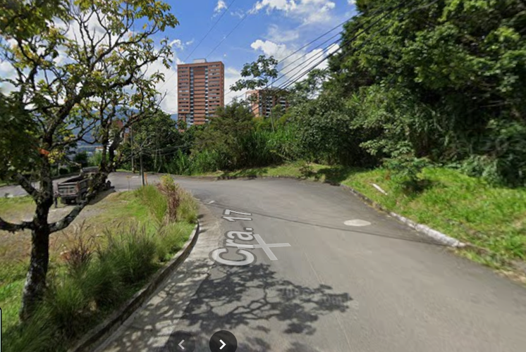 Lote en arriendo en El Tesoro, Medellín, 1923 m² · foto 15 de 21