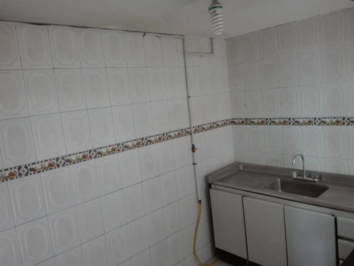 Casa en venta en Kennedy Central, Bogotá · foto 2 de 20