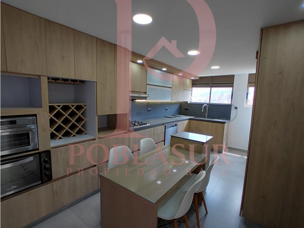Apartamento en Arriendo en Envigado en Cd San Lucas