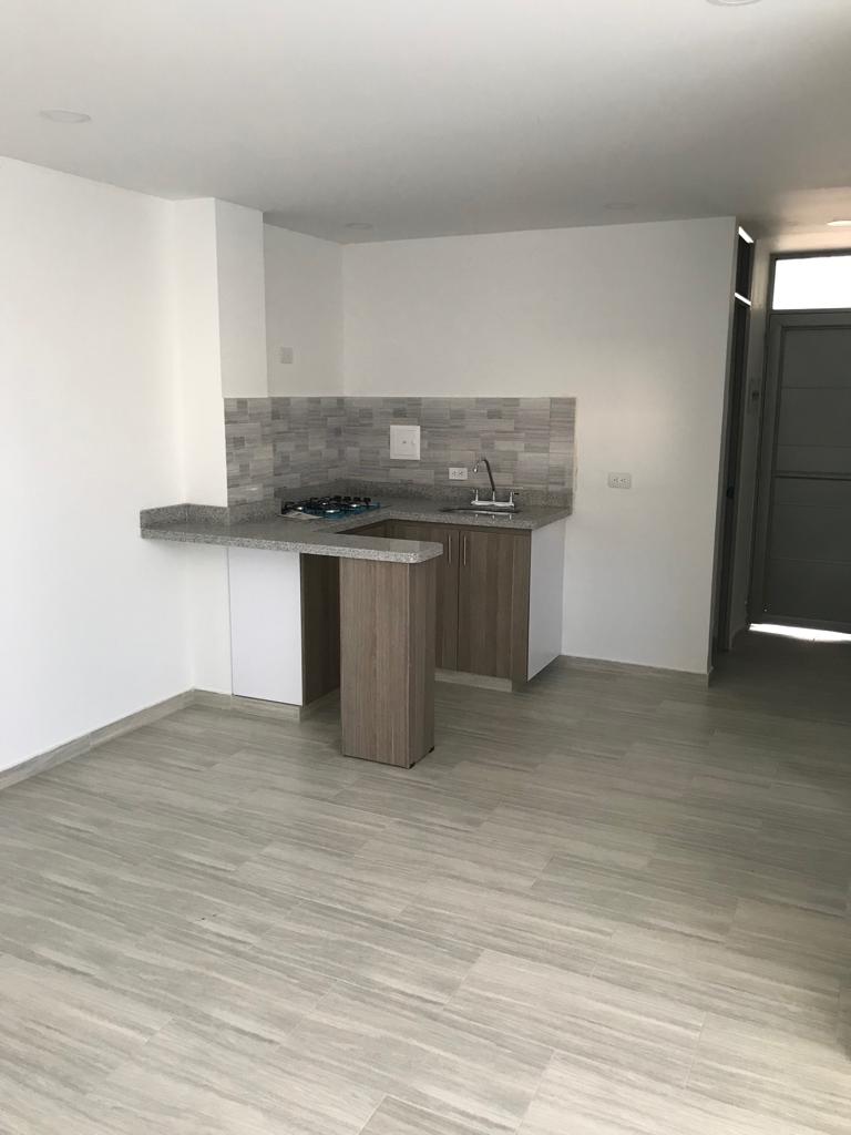 Casa en venta en Santa Isabel, Bogotá · foto 3 de 14