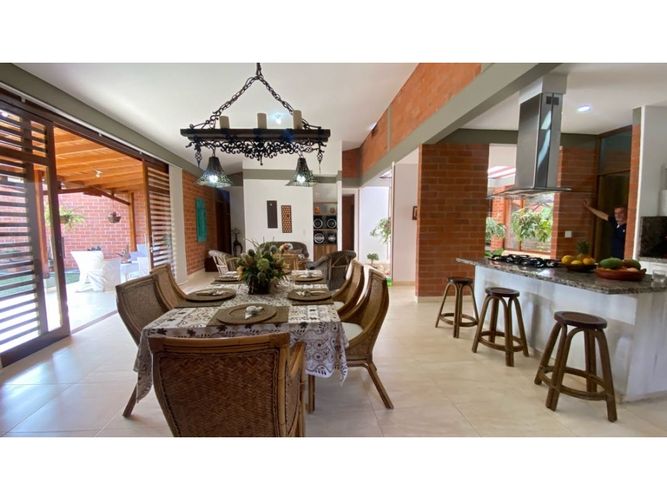 Casa de 3 alcobas en venta en Alfaguara, Jamundí, 722 m² · foto 4 de 24