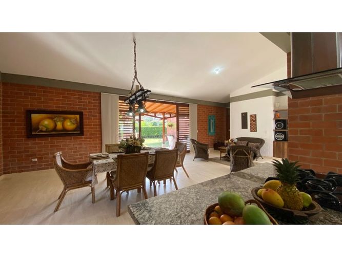 Casa de 3 alcobas en venta en Alfaguara, Jamundí, 722 m² · foto 7 de 24