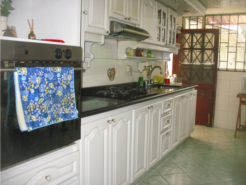 Casa en venta en Pontevedra, Bogotá · foto 9 de 20