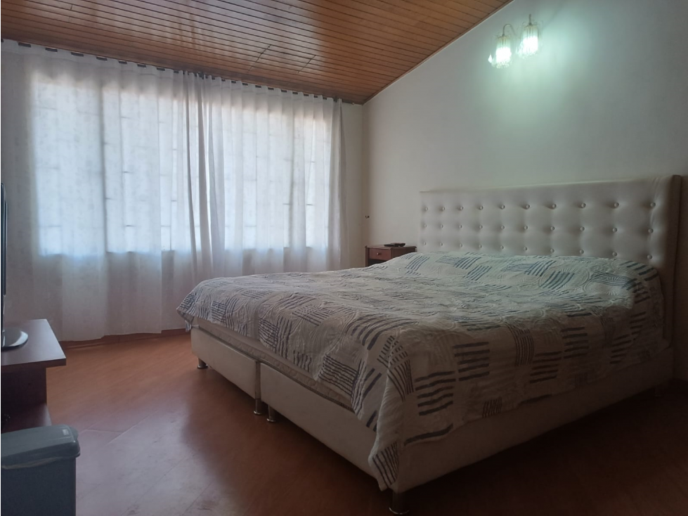 Casa en venta en Pontevedra, Bogotá · foto 15 de 20