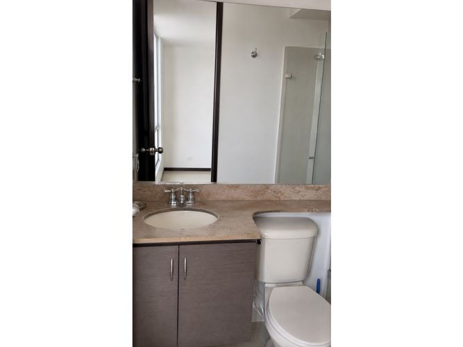 Apartamento de 3 alcobas en venta en Valle Del Lili, Cali, 70 m² · foto 4 de 11