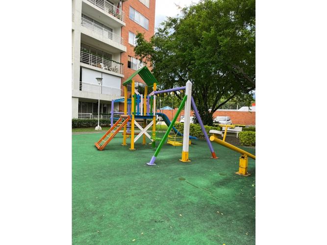 Apartamento de 3 alcobas en venta en Valle Del Lili, Cali, 70 m² · foto 9 de 11