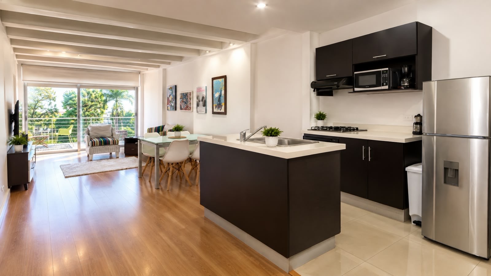 Apartment for rent in Santa monica, Cali