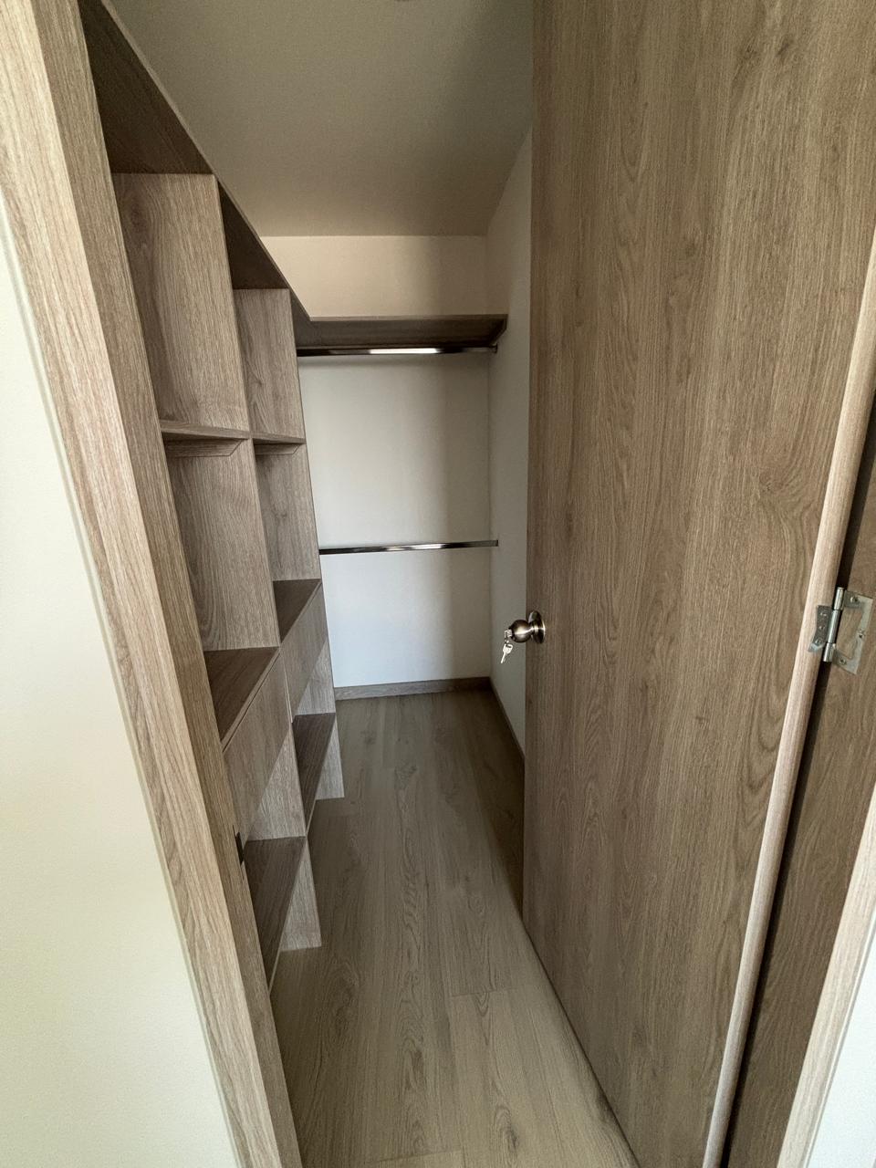 Apartamento en venta en Viviendas Del Sur, Itagüí · foto 8 de 18