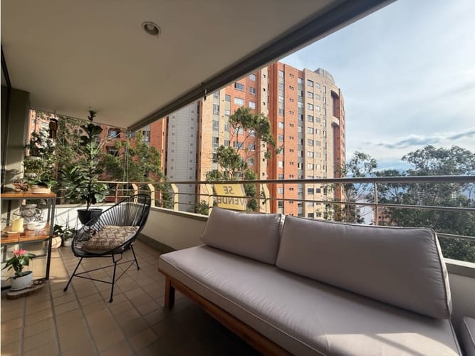 Apartamento de 3 alcobas en venta en El Tesoro, Medellín, 110 m² · foto 7 de 24
