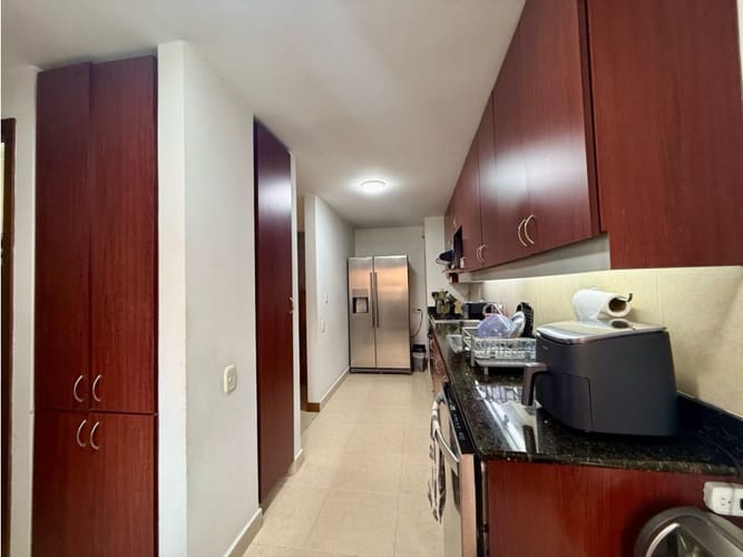 Apartamento de 3 alcobas en venta en El Tesoro, Medellín, 110 m² · foto 11 de 24