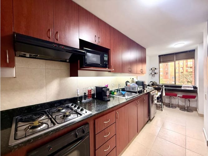 Apartamento de 3 alcobas en venta en El Tesoro, Medellín, 110 m² · foto 12 de 24