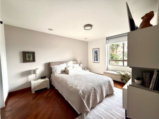 Apartamento de 3 alcobas en venta en El Tesoro, Medellín, 110 m² · foto 22 de 24