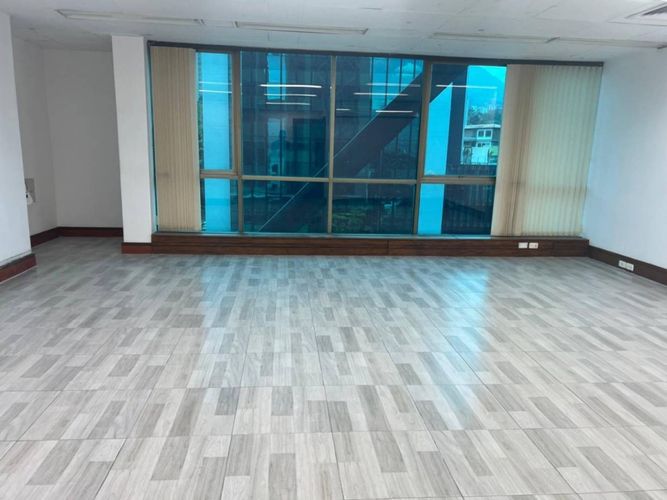 Oficina en arriendo en La Aguacatala, Medellín, 105 m² · foto 13 de 19