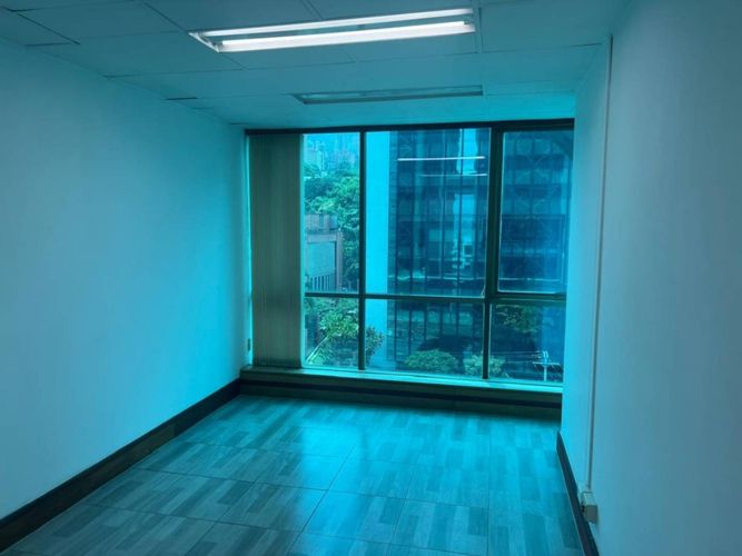 Oficina en arriendo en La Aguacatala, Medellín, 105 m² · foto 14 de 19