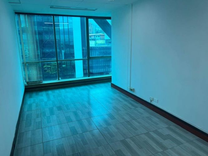 Oficina en arriendo en La Aguacatala, Medellín, 105 m² · foto 15 de 19