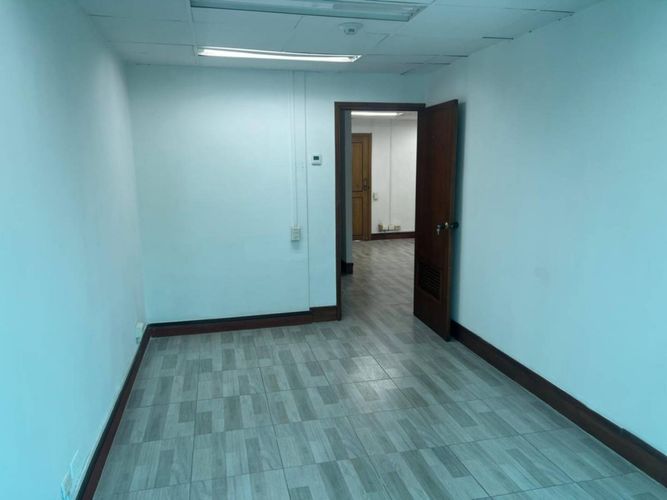Oficina en arriendo en La Aguacatala, Medellín, 105 m² · foto 17 de 19