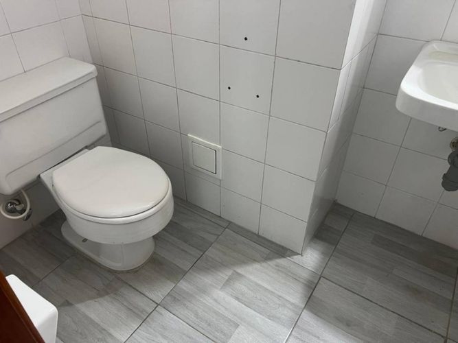 Oficina en arriendo en La Aguacatala, Medellín, 105 m² · foto 18 de 19
