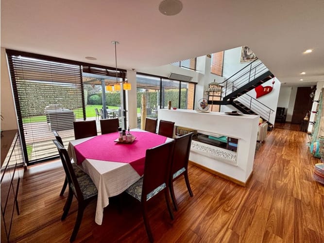 Casa de 3 alcobas en venta en Quisquiza, La Calera, 285 m² · foto 8 de 24