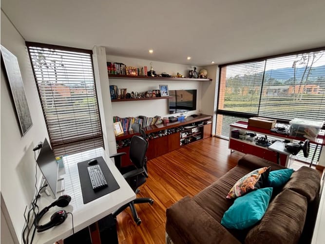 Casa de 3 alcobas en venta en Quisquiza, La Calera, 285 m² · foto 21 de 24
